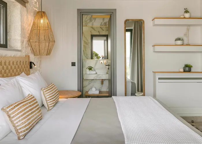 Brand New Luxury - Marie's Happy Place Pesádha