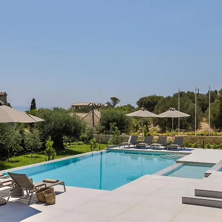 Brand New Luxury - Marie's Happy Place Pesadha