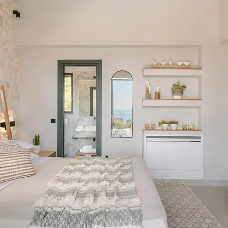 Villa Brand New Luxury - Marie's Happy Place Pesadha