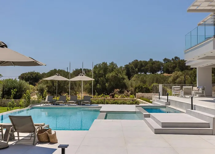 Villa Brand New Luxury - Marie's Happy Place