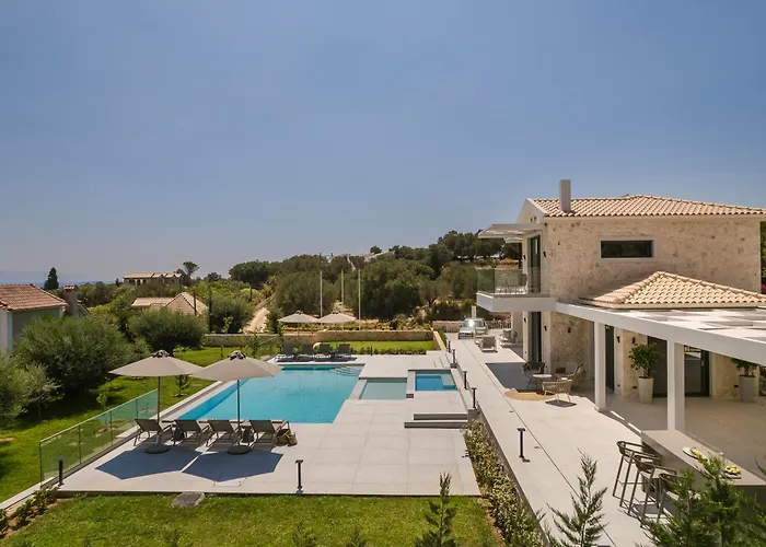 Brand New Luxury - Marie's Happy Place Pesádha