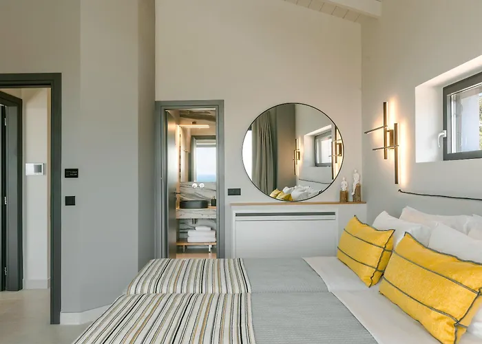 Brand New Luxury - Marie's Happy Place Pesádha