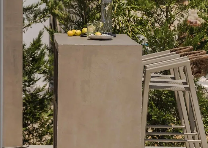 Brand New Luxury - Marie's Happy Place Pesádha