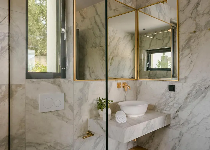 Villa Brand New Luxury - Marie's Happy Place
