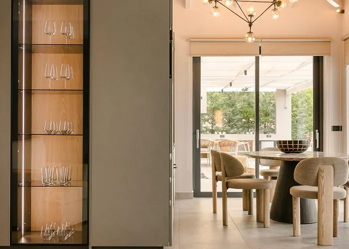 Brand New Luxury - Marie's Happy Place Villa *