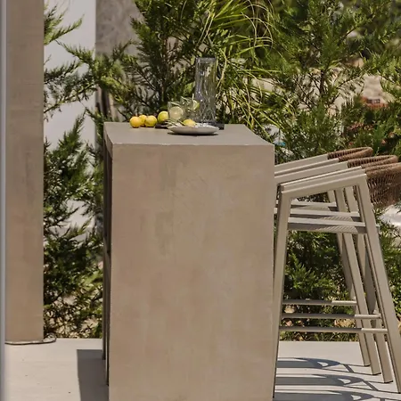 Brand New Luxury - Marie's Happy Place Pesádha