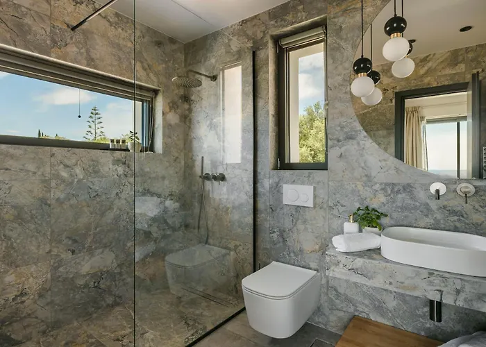Villa Brand New Luxury - Marie's Happy Place Pesádha